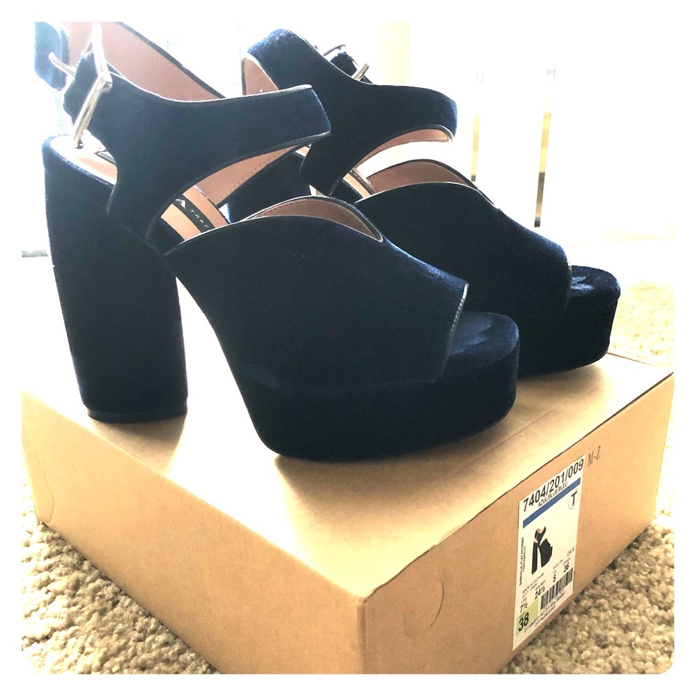 Velvet High Heel Platform Sandals - Color Navy